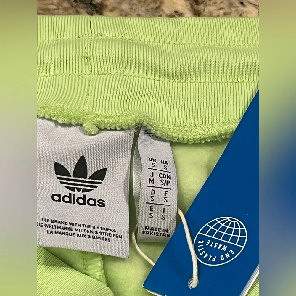 NWT Adidas Men's Essential Joggers